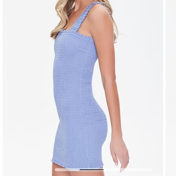 Forever 21 Blue smocked mini dress size Large women’s thick shoulder straps - Picture 7 of 7